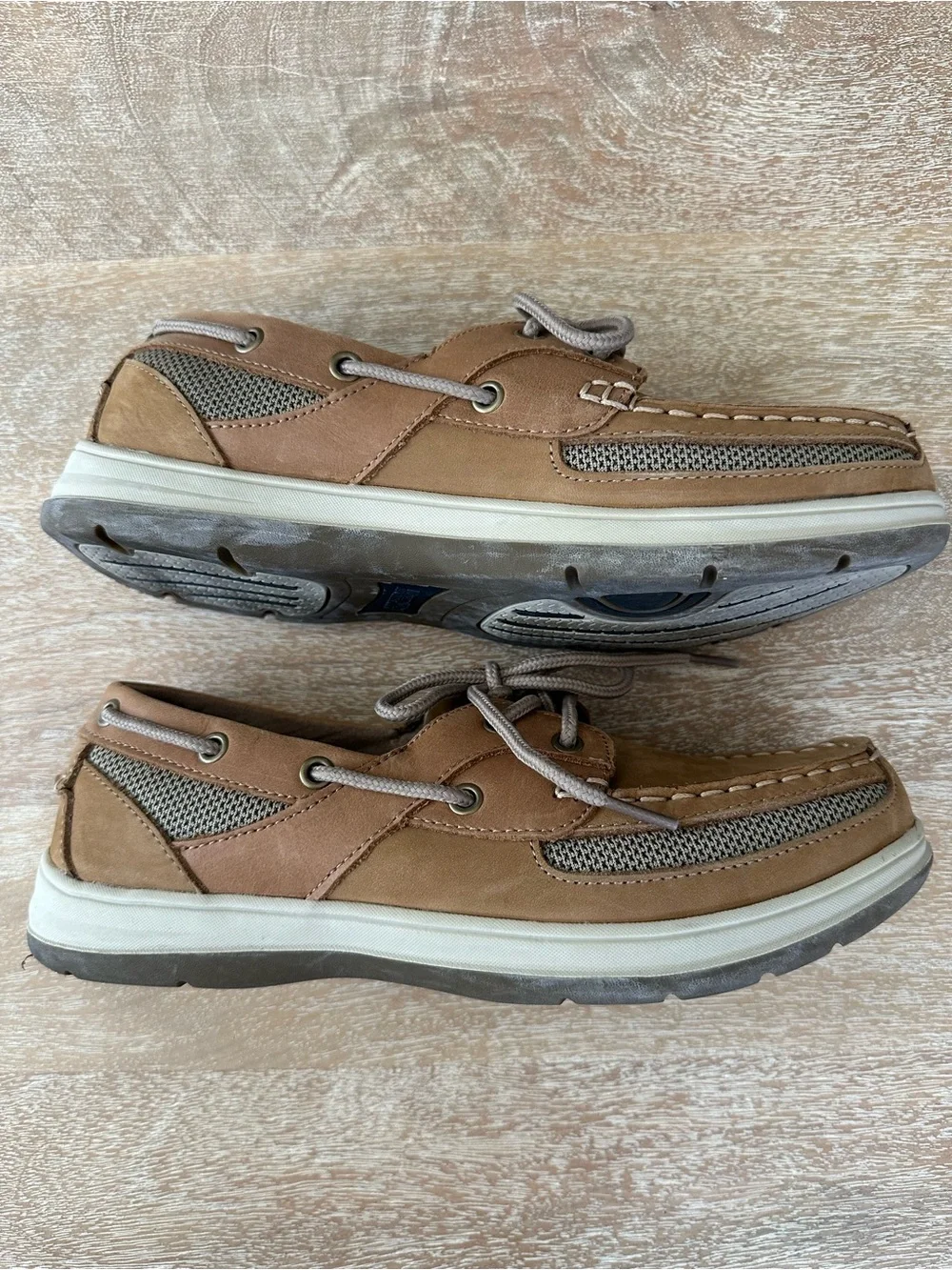 Bass Pro Shops Men’s Brown Tan Leather Boat Shoes